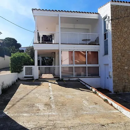 Amplio En Planta Baja Con Terraza Y Jardin, Cerca De La Playa Carboneras, - Es-170-1 Apartment Llanca