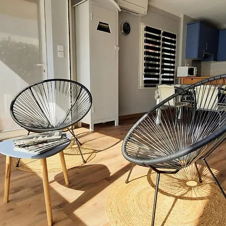 Amplio En Planta Baja Con Terraza Y Jardin, Cerca De La Playa Carboneras, - Es-170-1 *